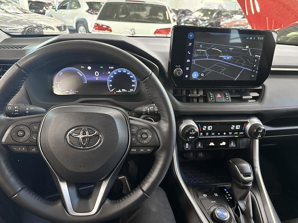 Toyota RAV4 2023 - miniatyr 9