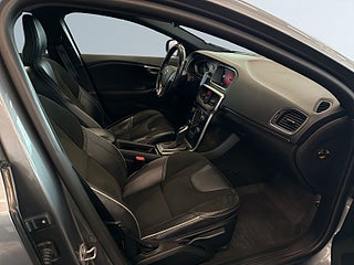 Volvo V40 D3 Geartronic R-Design VOC/S&V-Hjul/Dvärm/Navigation/BT – bild 10