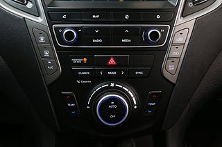 SUV Hyundai Santa Fe 24 av 31