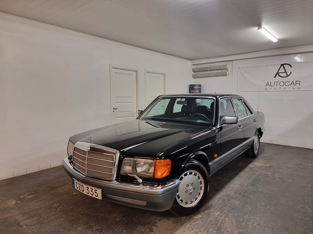 Mercedes-Benz S 300 E