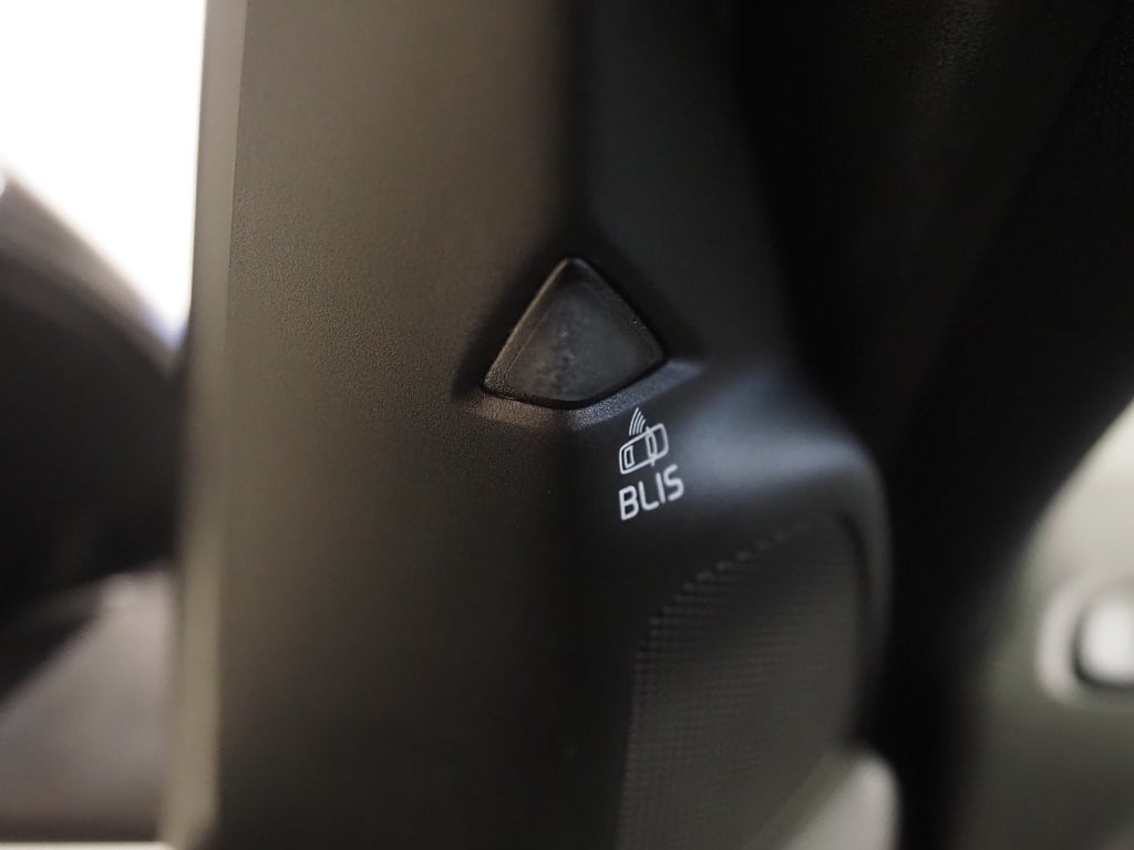 Volvo S60 D4 190hk R-Design BE Pro Taklucka|Kamera|H/K|Drag 2016