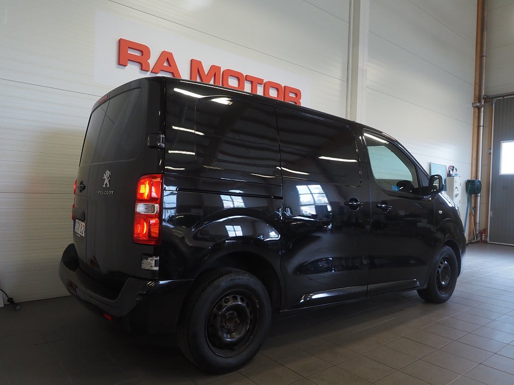 Peugeot Expert Panel Van 1.2t 1.6 95hk BlueHDi | Backkamera | 2016