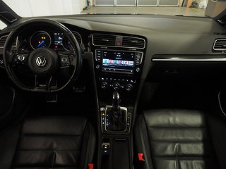 Halvkombi Volkswagen Golf 11 av 24