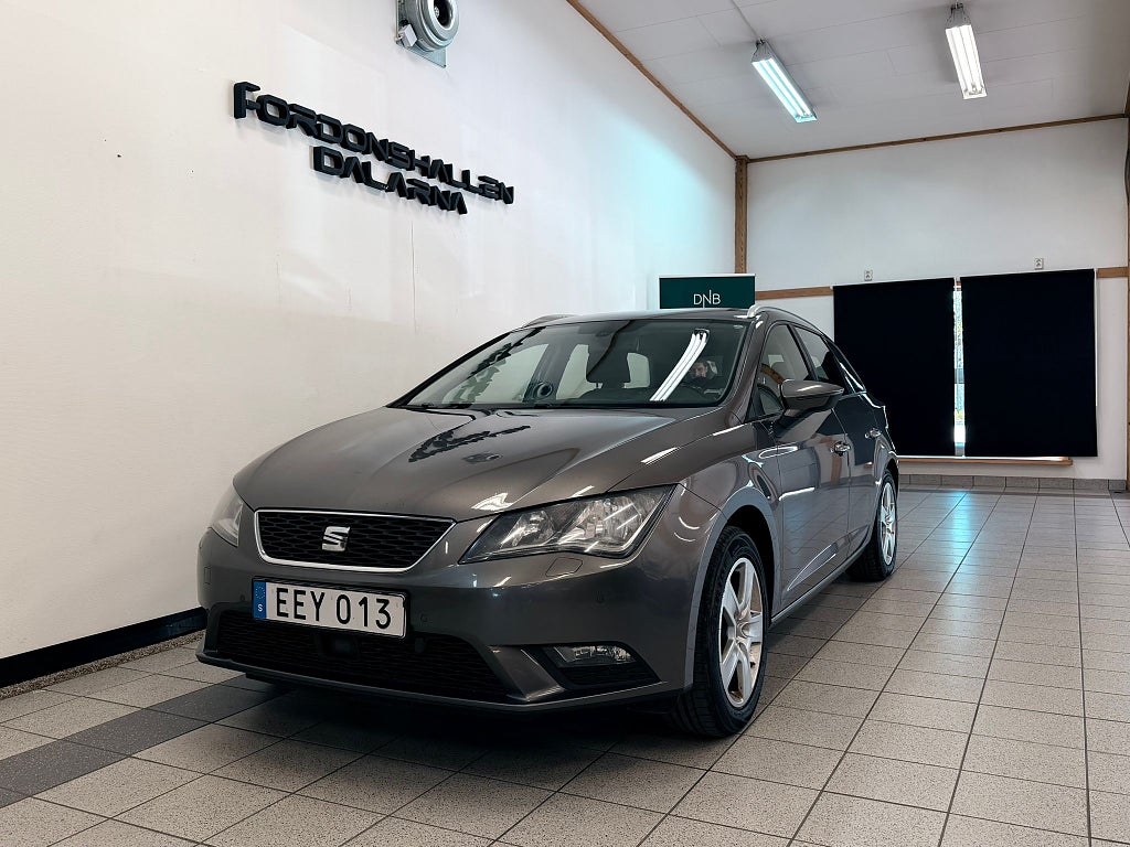 Seat Leon ST 1.6 TDI Style Dragkrok / Motor värmare / NY BESIKTAD