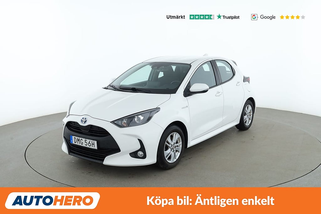 Toyota Yaris Active / Backkamera, Rattvärme