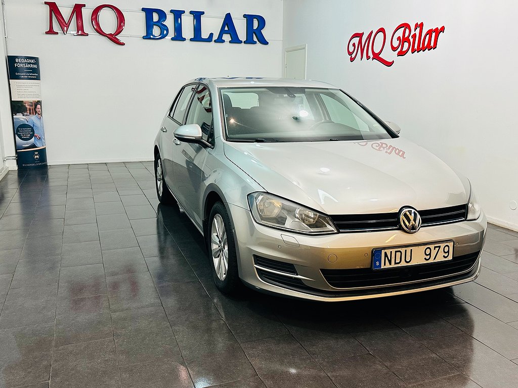 Volkswagen Golf 5-dr 1.6 TDI Bmt DSG Bakkamera 110hk