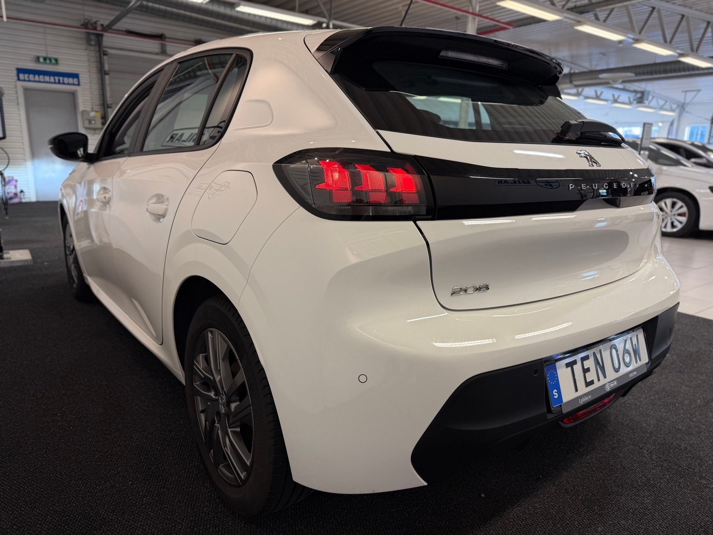Peugeot 208 1.2 PT 75hk 2022, bild 5/10