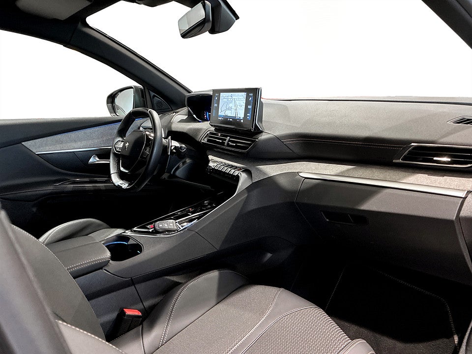 Bild på Peugeot 5008 GT 1.2 PT 130hk Aut 7-SITS 360-KAMERA CARPLAY