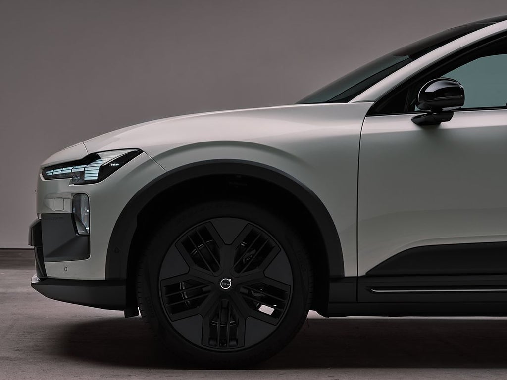 Volvo ex60 Cross Country P10 AWD Plus First Edition