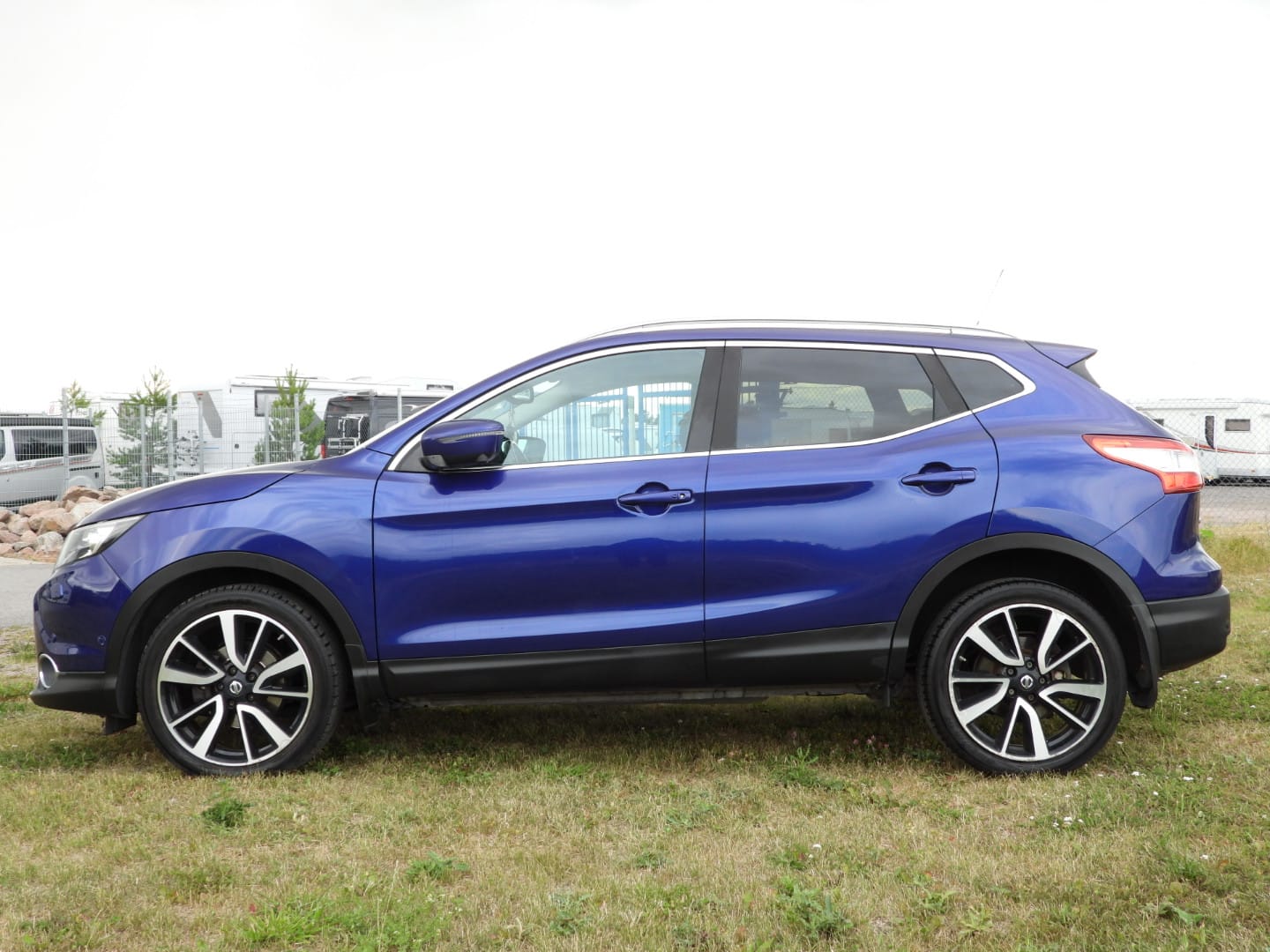 Nissan Qashqai 1.6 dCi XTRONIC-CVT 2015, bild 2/56