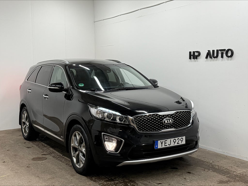 Kia Sorento 2.2CRDi AWD 7-sits Business Drag Pano Navi Skinn
