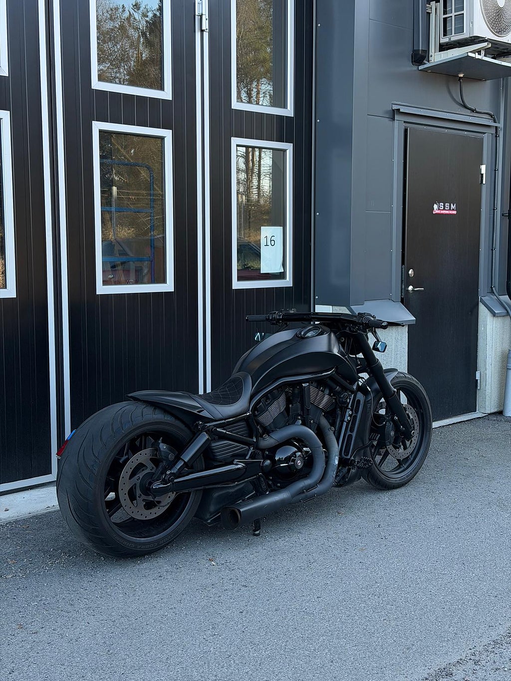 Harley-Davidson VRSCDX Night Rod Special 1.3