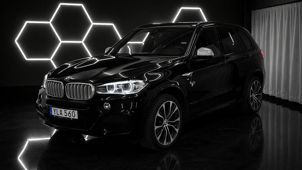 BMW X5 M50d Steptronic M Sport / 21 " / Panorama / HK