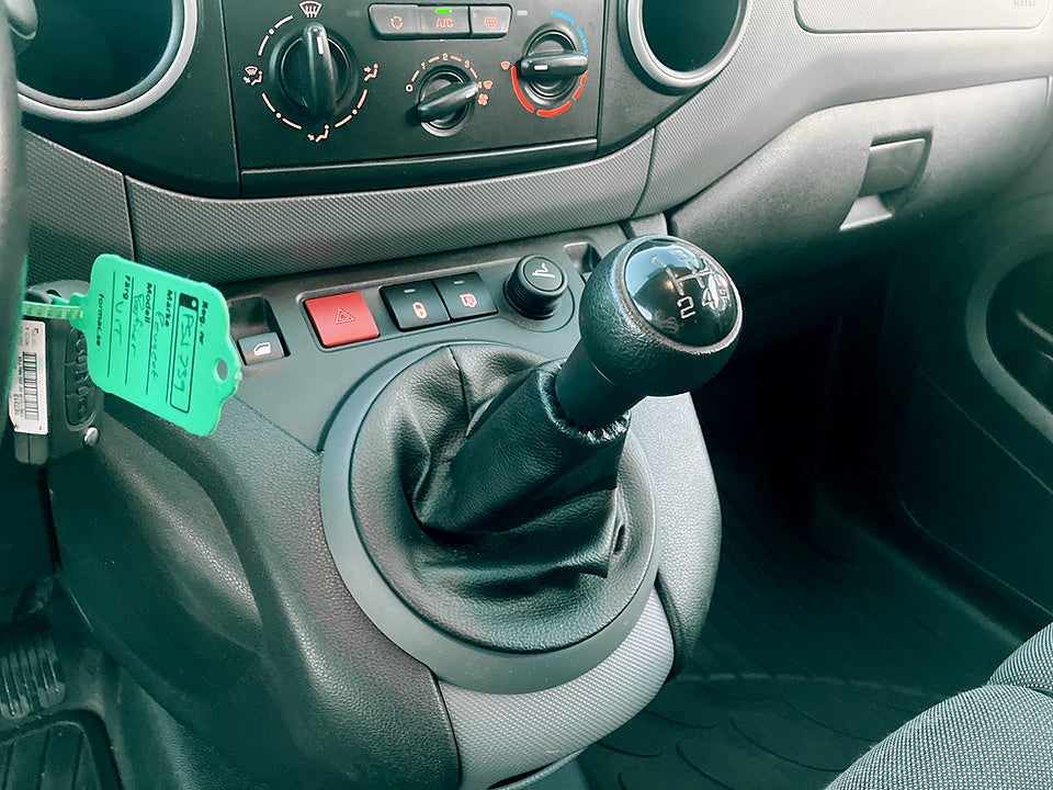 Bild på Peugeot Partner 1.6 BHDi 99hk L1 FARTHÅLLARE