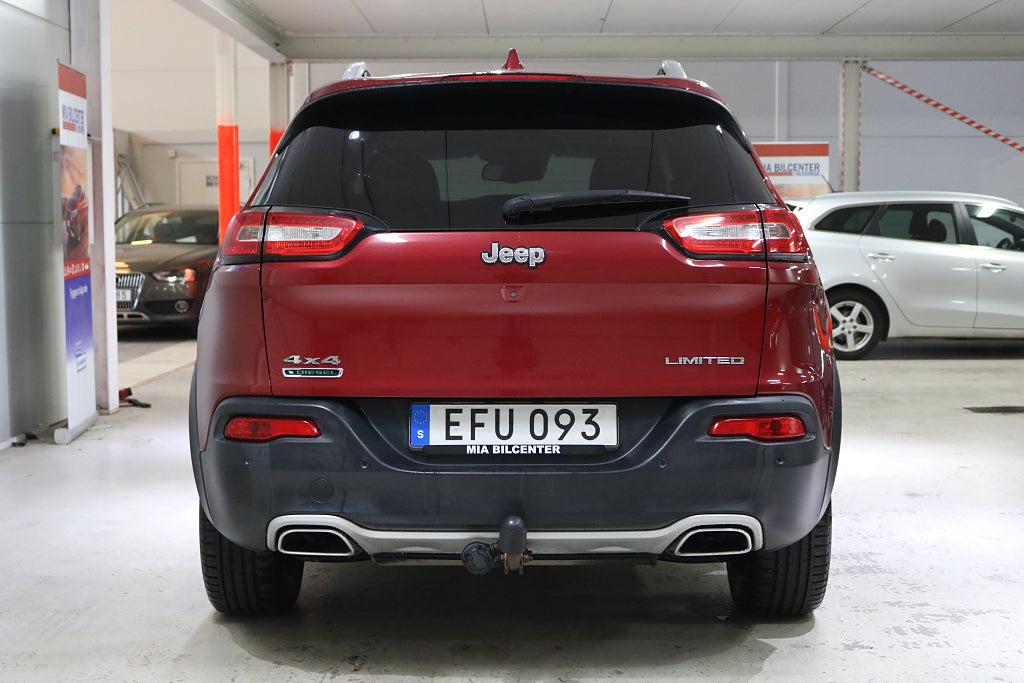Jeep Cherokee 2015 - miniatyr 3