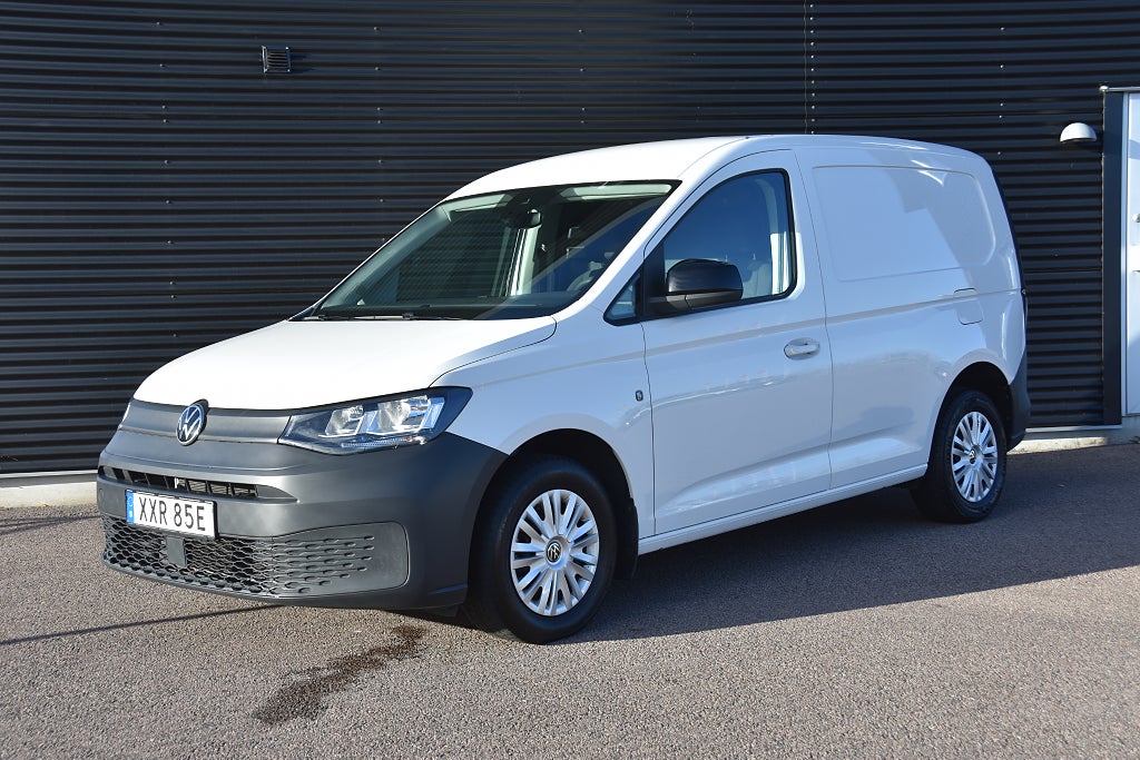 Volkswagen Caddy Cargo 2.0 TDI dragkrok, carplay, värmare Euro 6