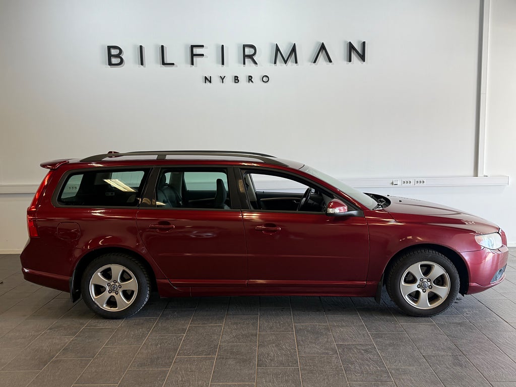 Volvo V70 2.0F Momentum 