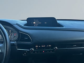 Mazda CX-30 e-SKYACTIV Hybrid 10-Årsgaranti/BOSE/Rattvärm/Kamera – bild 11
