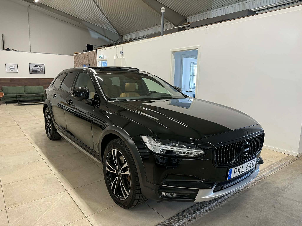 Volvo V90 Cross Country T5 AWD Geartronic Inscription Pro Panorama