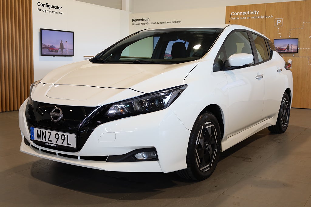 Nissan Leaf 40 kWh Acenta Kamera Navi Leasbar Rattvärme Carplay