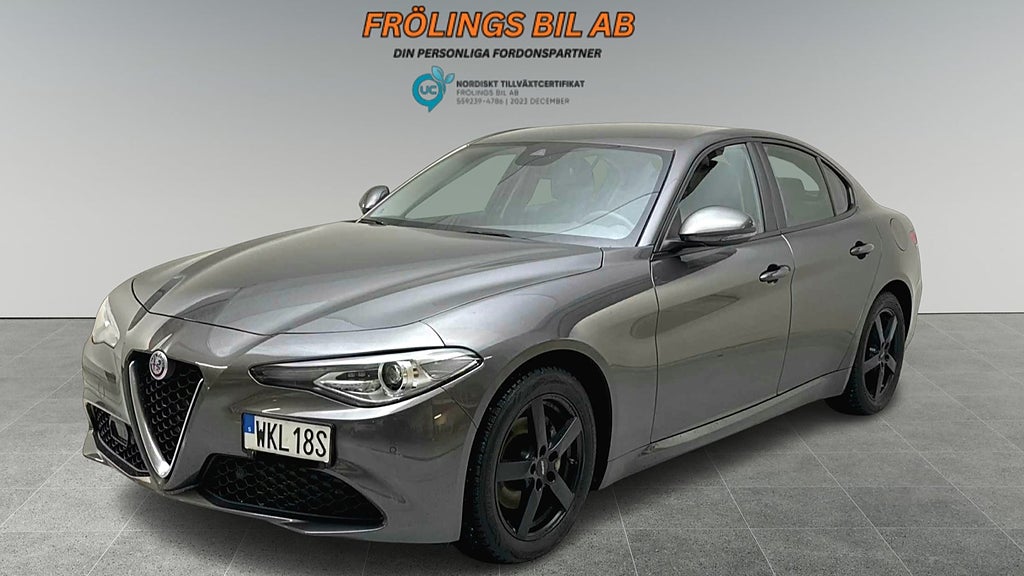 Alfa Romeo Giulia 2.0 Turbo 200hk Super/B-Tech Moms