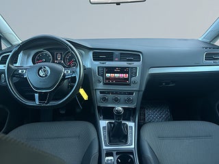 Volkswagen Golf 5-dörrar TSI Base LågSkatt/MoK/SoV-Däck/Adaptiv Fart – bild 8