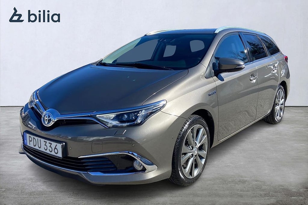 Toyota Auris Touring Sports Hybrid 1,8 HSD TS EXECUTIVE PARKERINGSASSITANS AP