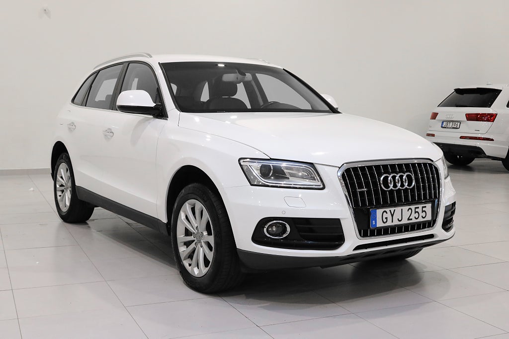 Audi Q5 2.0 TDI Quattro 190hk / Automat / Dragkrok / PDC 