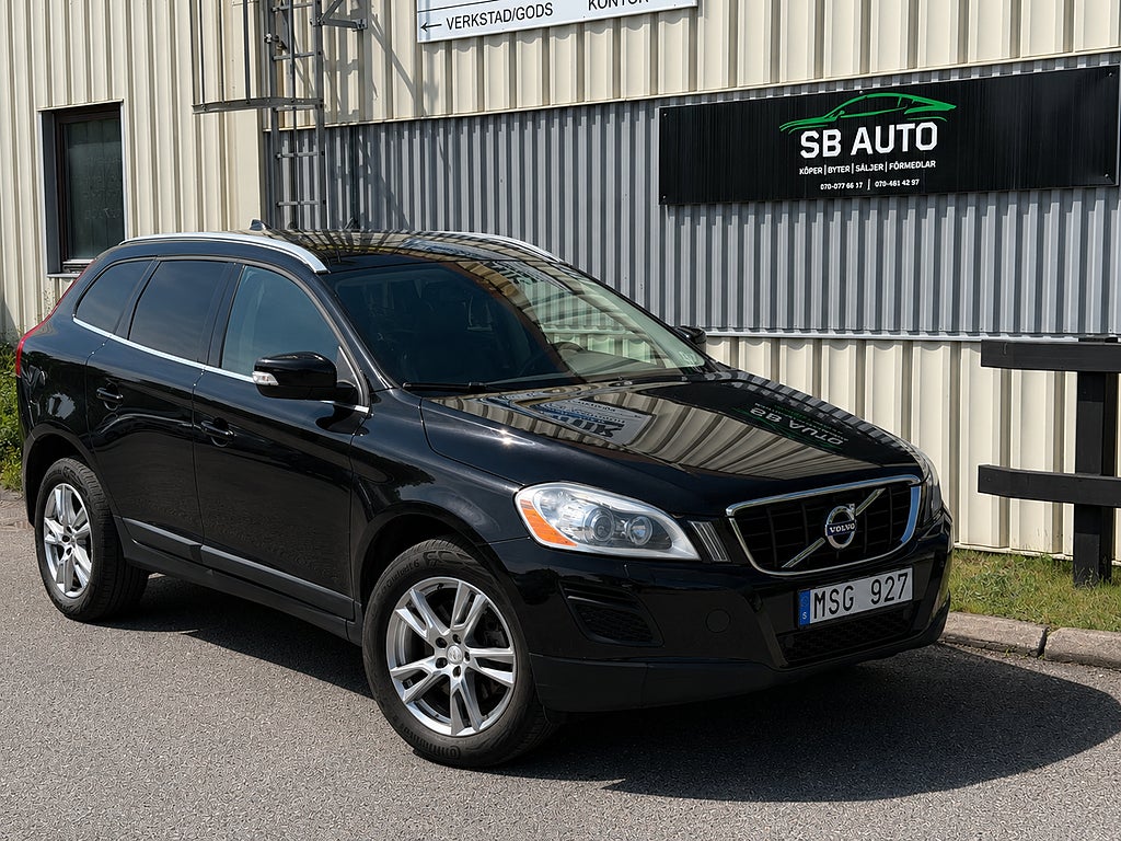 Volvo XC60 D3 Summum, Panorama, Välvårdad, Euro 5