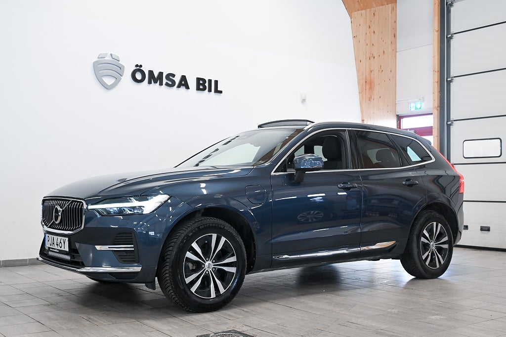 Volvo XC60 Recharge T6 AWD Core Bright Panorama BLIS Navi 350hk