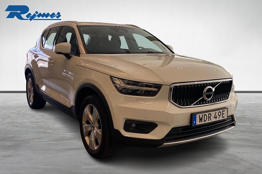 Volvo XC40 T2 FWD Momentum Teknikpkt/H&K ljud/B-kamera