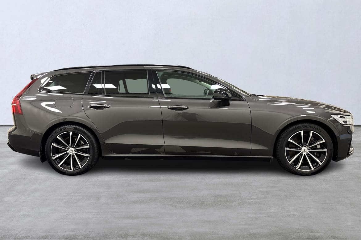 Volvo V60 T6 Plus Dark Nordic Edition 2025, bild 3/10