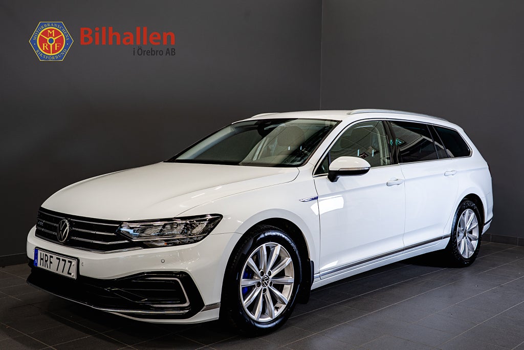 Volkswagen Passat SC GTE 1.4 TSI Cockpit Navi Drag Kamera