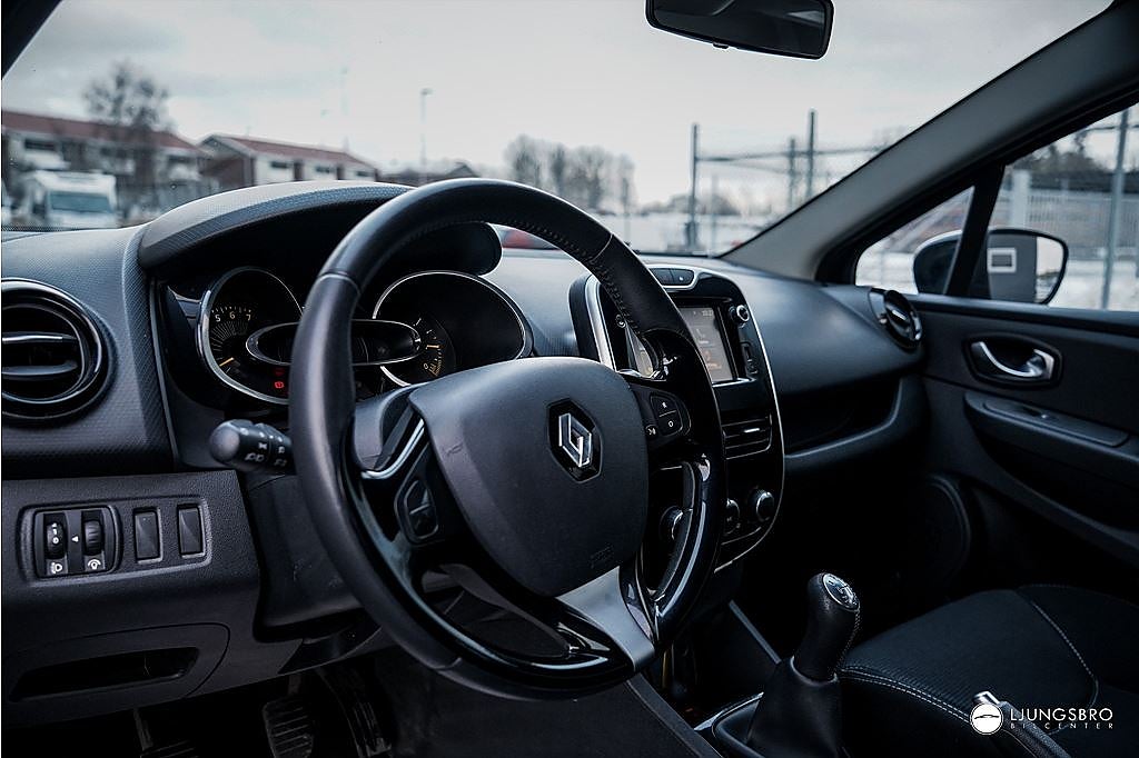 Renault Clio 1.2 73hk