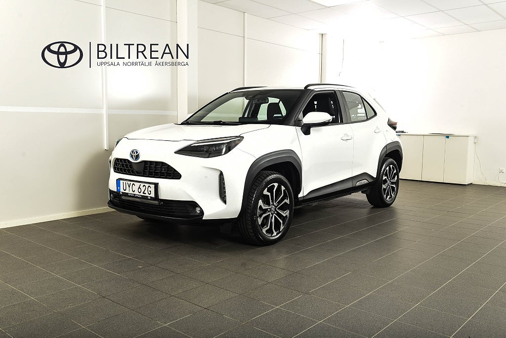 Toyota Yaris Cross 1,5 Elhybrid AWD Active Plus Bränslevärm Backkamera