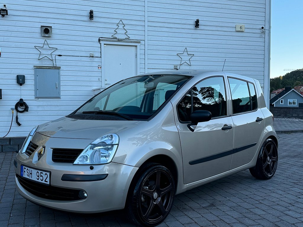 Renault Modus 1.6 Automat,OBS 12000 Mil,Ny Besiktad,Fin Bil.