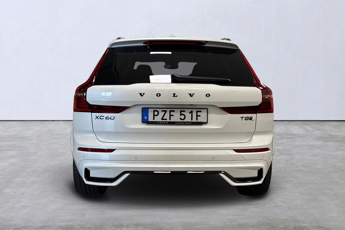 Volvo XC60 T8 Plus Black Nordic Edition 2026, bild 5/10