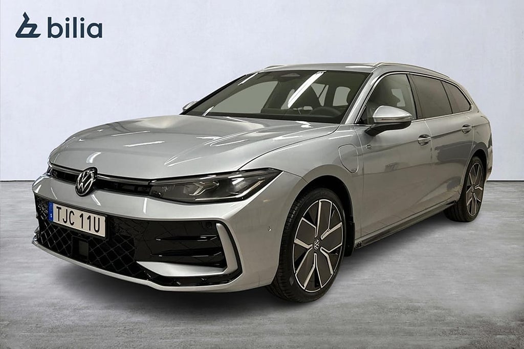 Volkswagen Passat EHYBRID 272 DSG6 R-LINE Automat Drag-Vä...