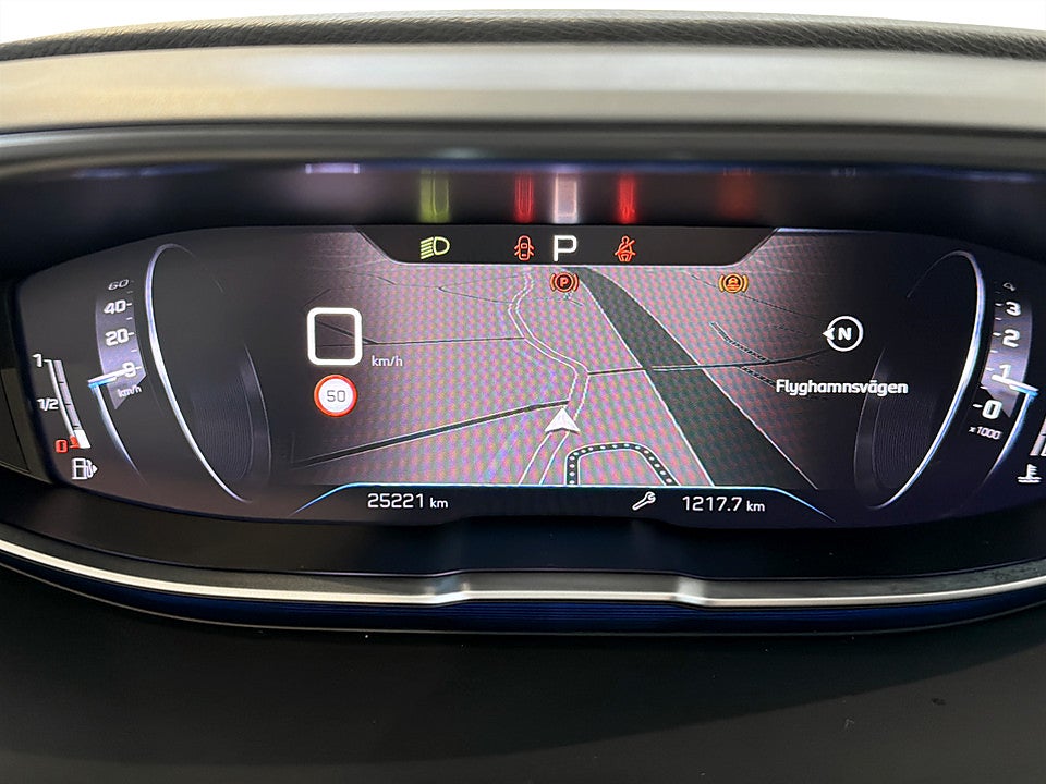 Bild på Peugeot 3008 GT 1.2 PT 130hk Aut B-KAMERA CARPLAY