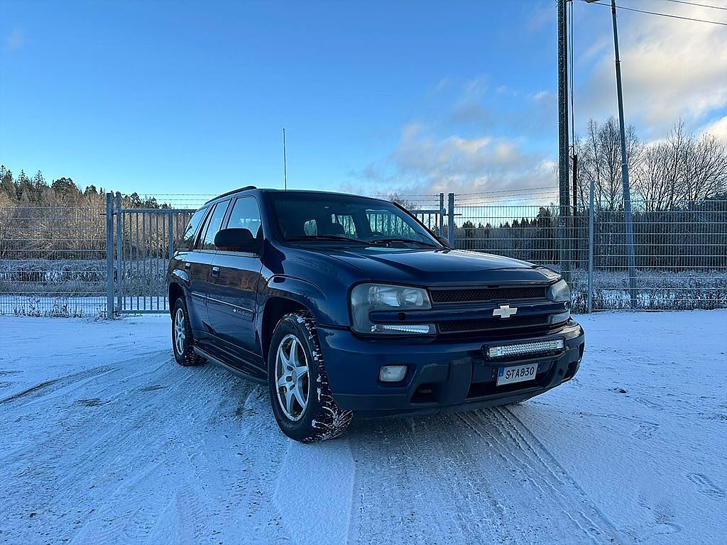 Chevrolet TrailBlazer 4.2 Vortec 4200 LL8 4WD (201 kW)