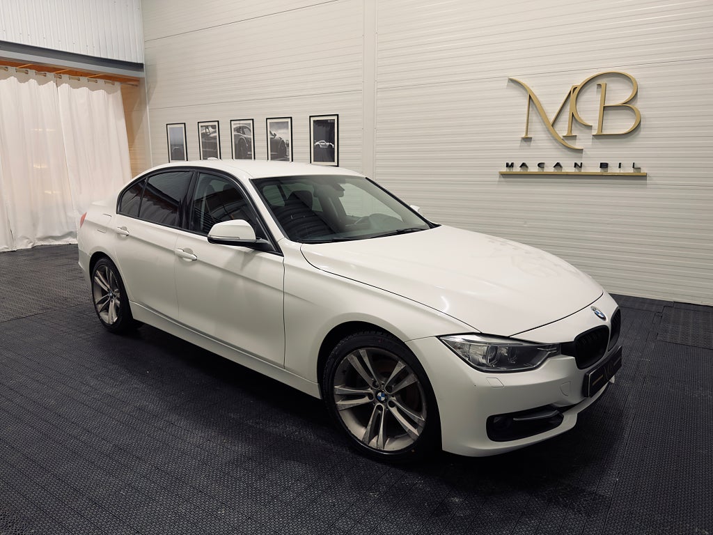 BMW 320 d Sedan Sport line Bluetooth Keyless Xenon