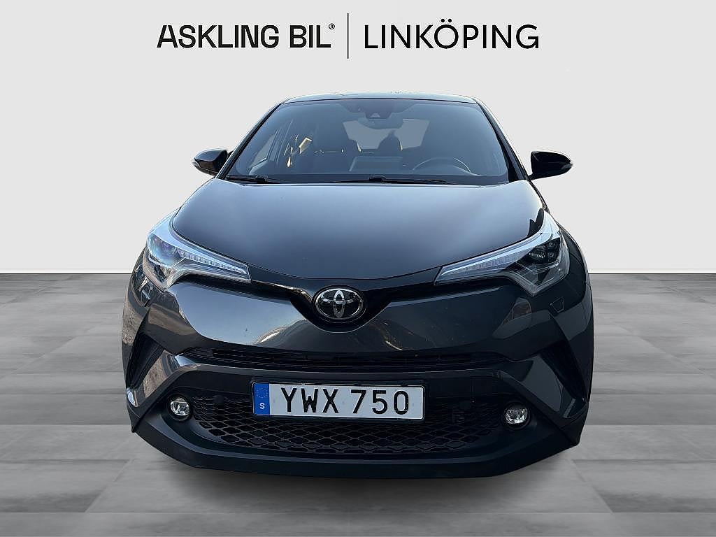 Toyota C-HR 2017 - miniatyr 5