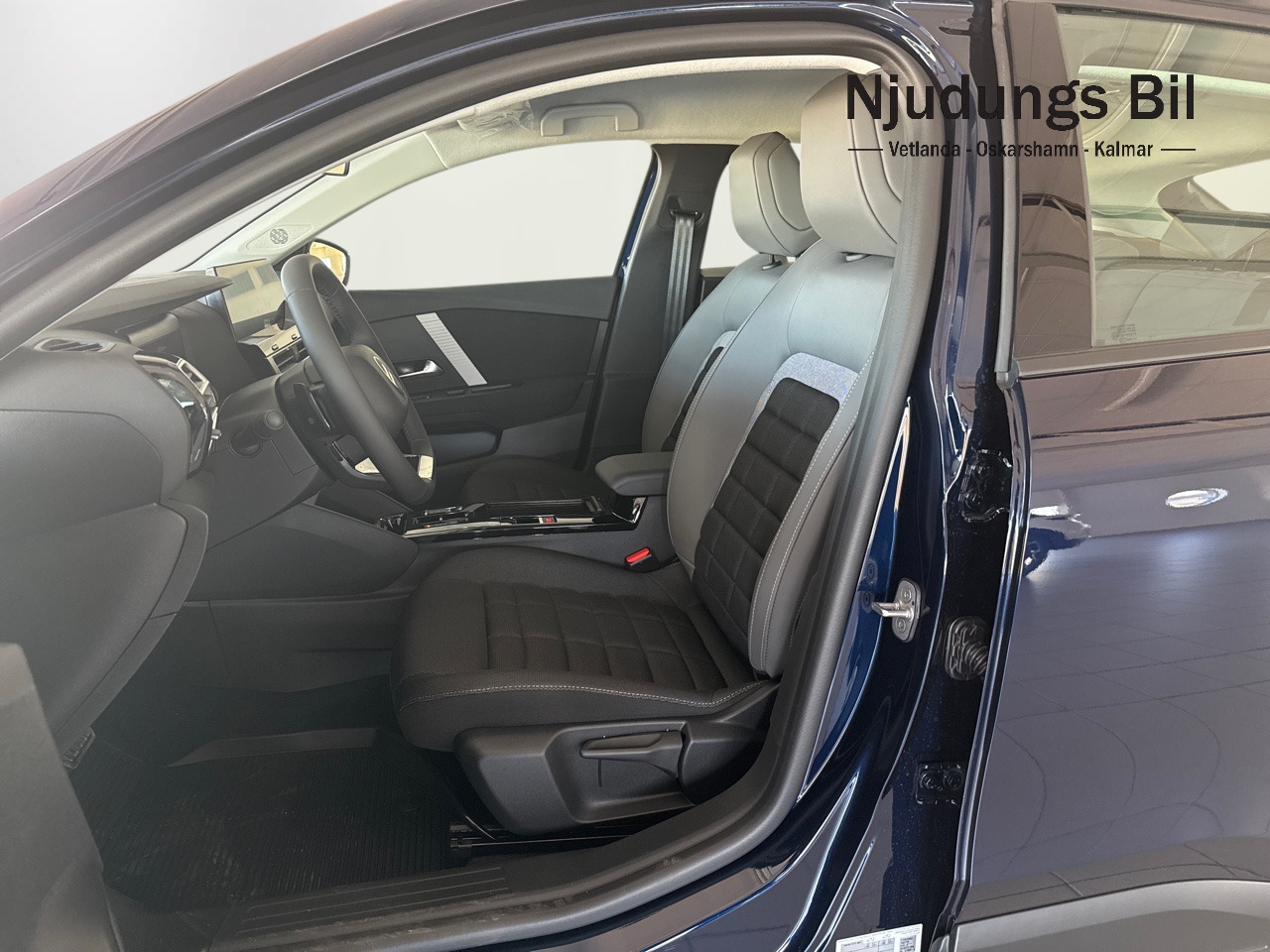 Citroen C4 2025, photo 6/37