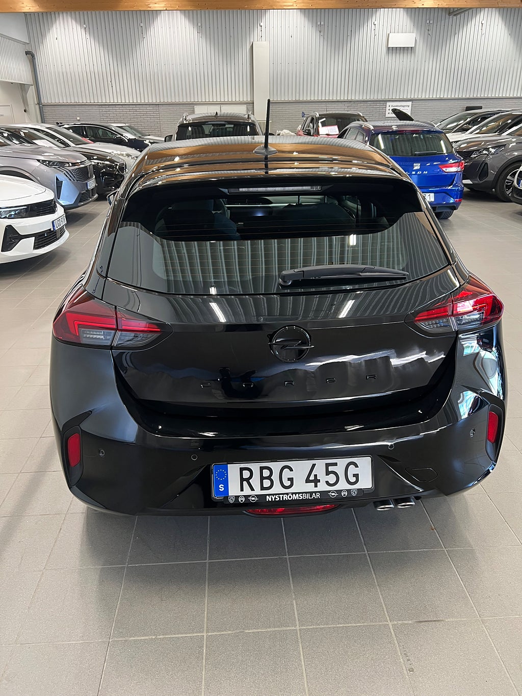 Opel Corsa GS PT 130 Aut thumbnail