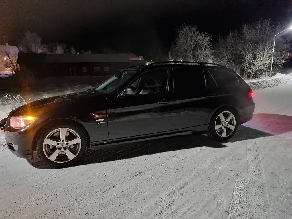 BMW 325 i xDRIVE LCI 218HK 19600MIL FRI HEMLEVERANS 