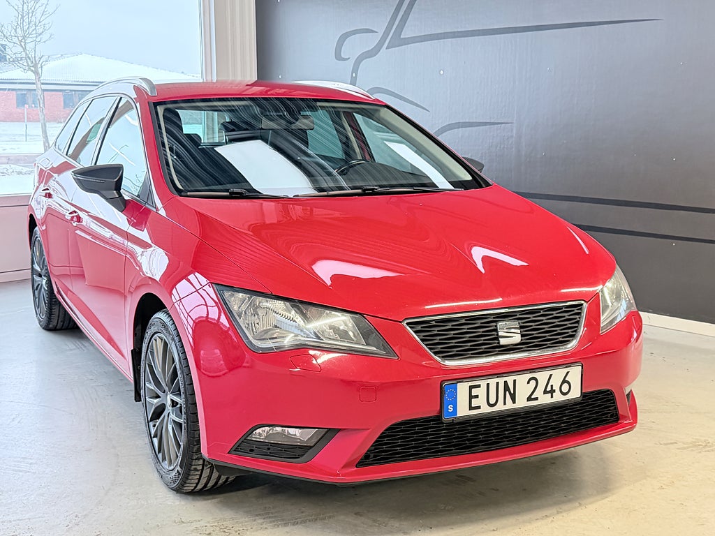 Seat Leon ST 1.2 TSI 110hk Style Connect | AC | Carplay | Drag