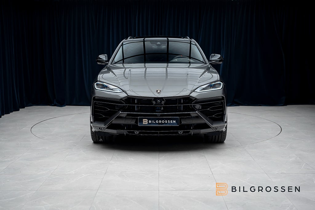 Lamborghini Urus SE Style-P Dark Big-Carbon Grigio Keres 23” NY