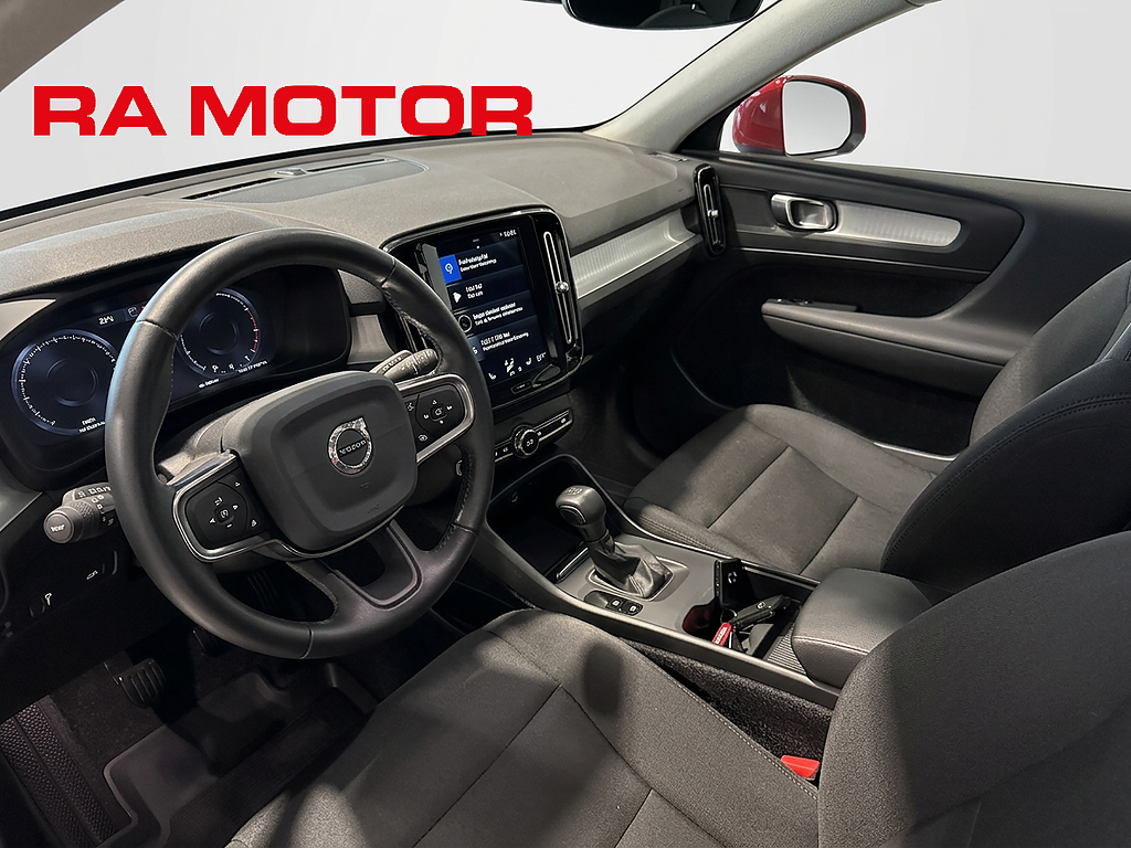 Volvo XC40 T3 Momentum | Värmare | VOC | PDC | Drag | En Ägare 2020