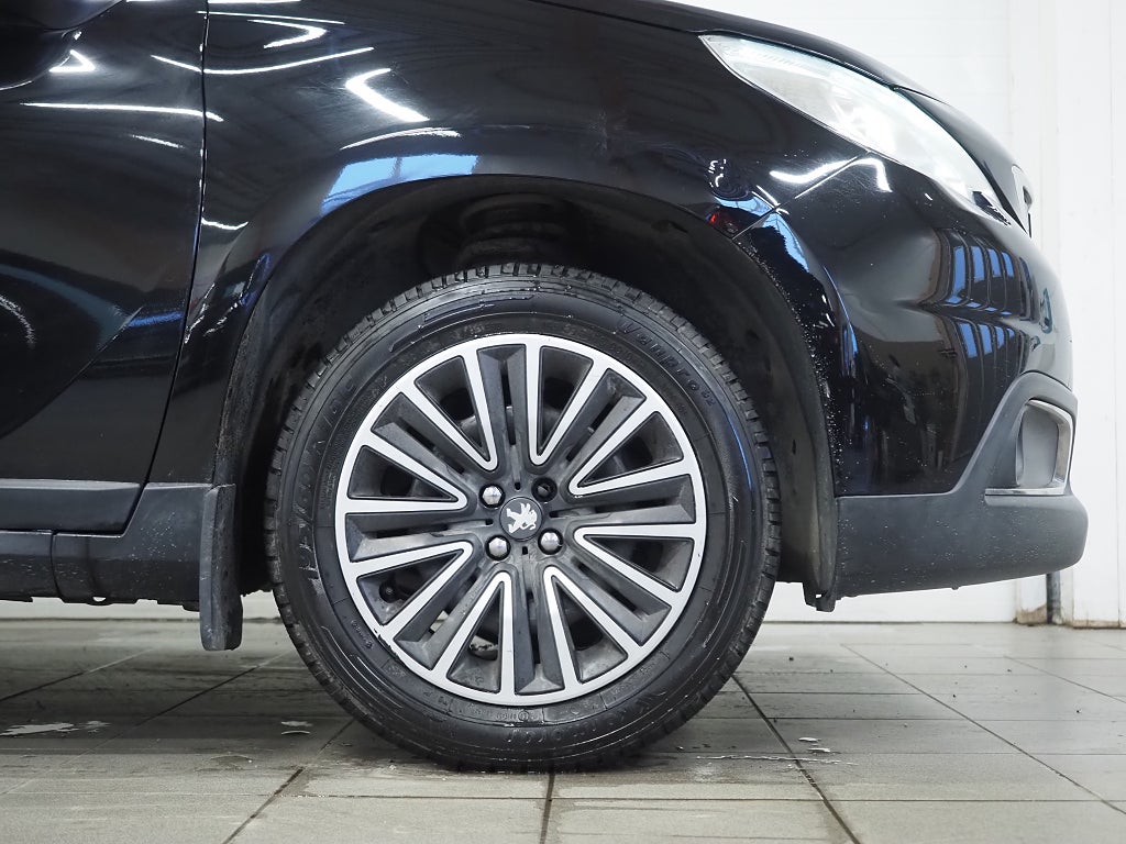 Peugeot 2008 1.2 PureTech 110hk EAT Automat