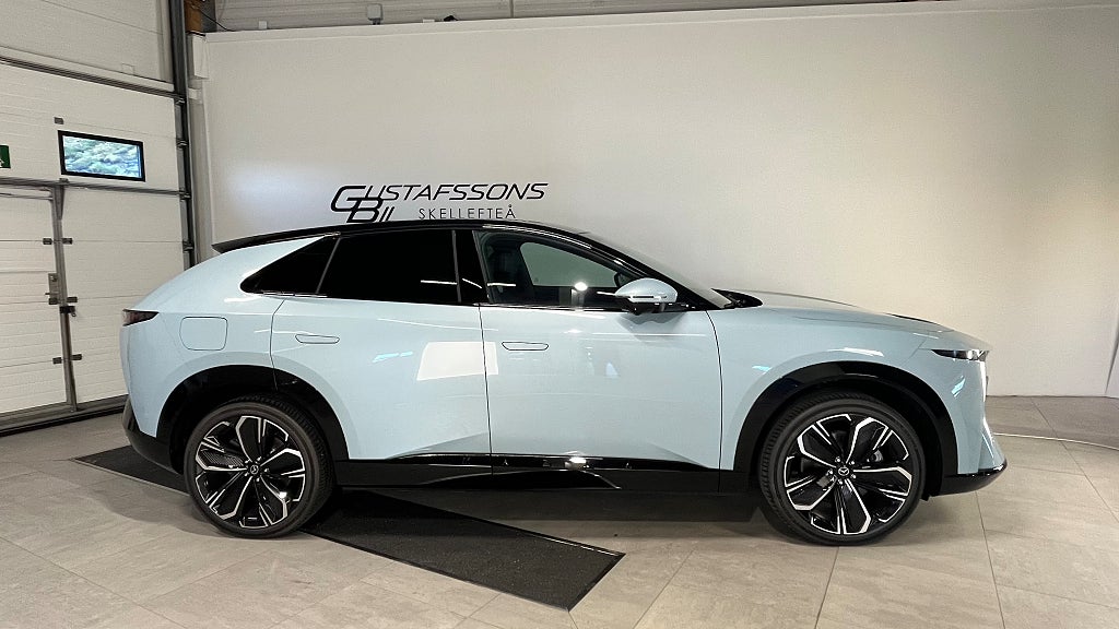 Mazda CX-6e Takumi 78 kWh | Vinterhjul + 3st Gratis Service